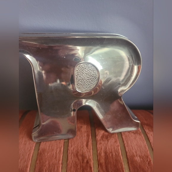 Vintage Other - Vintage Letter R Box